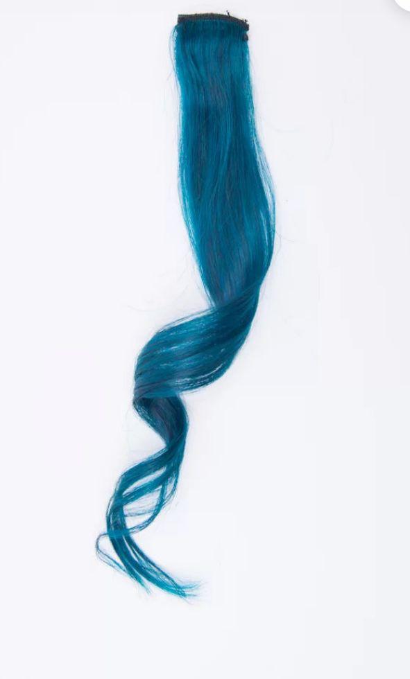Clip Hair Extensions in Kolkata, West Bengal, India – Alisa Enterprise


